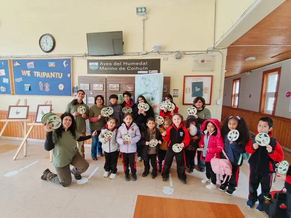 Estudiantes participando en la jornada